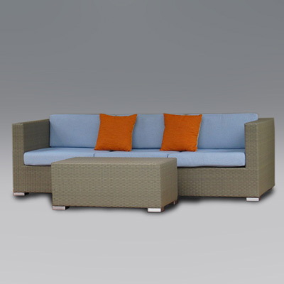Sofá de 3 plazas con mesa